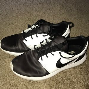 Women's Nike color changing shoes